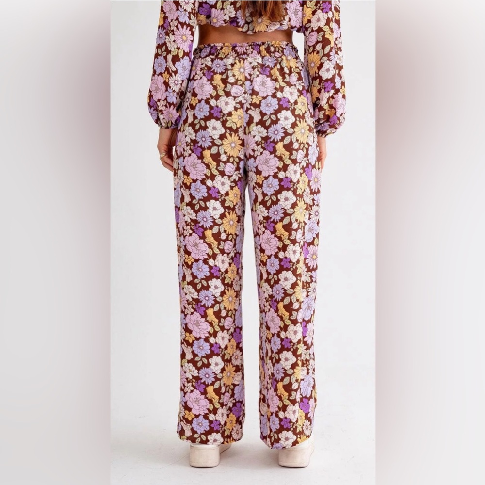 LeLis Floral Long Sleeve Crop Top And Wide Leg Pants Matching Set Size XS - Picture 3 of 15